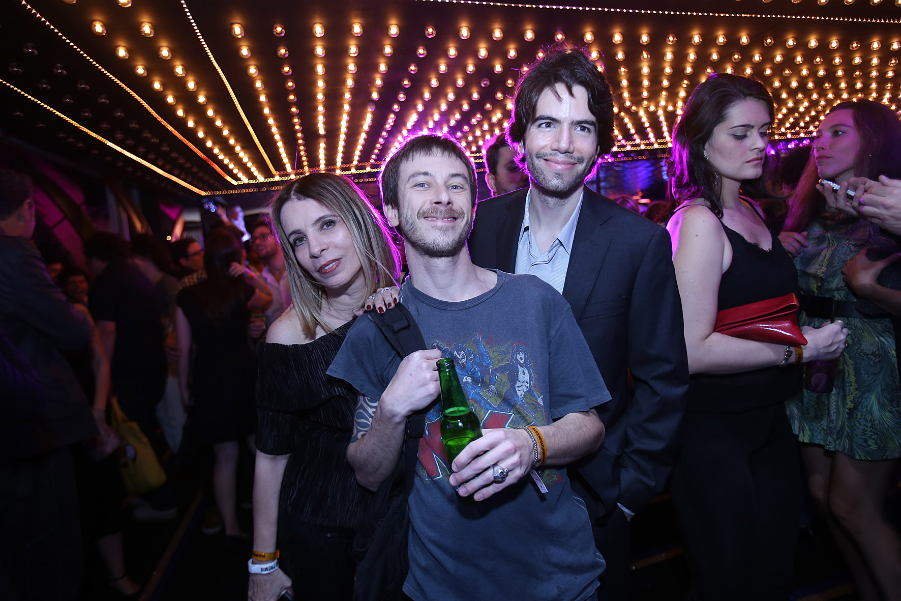 IMG_1320 beto lee entre liege monteiro e marido luiz_AGi9_Murillo Tinoco_p