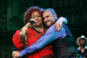7680643.show_de_diogo_nogueira_333_498
