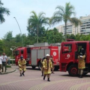 Xbombeirospredioincendio.png.pagespeed.ic .bjsyrgsnta