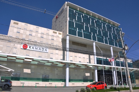 Fachada Do Ramada Recreio Shopping