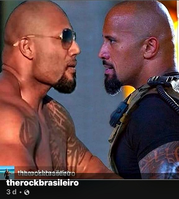 Dwayne Johnson no Recreio – Jornal do Recreio