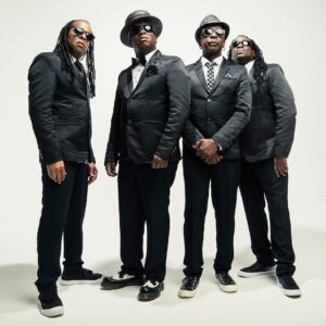 A Banda Living Colour 1560275261004 V2 1620x1080