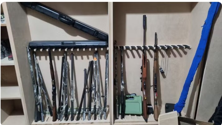 Armas