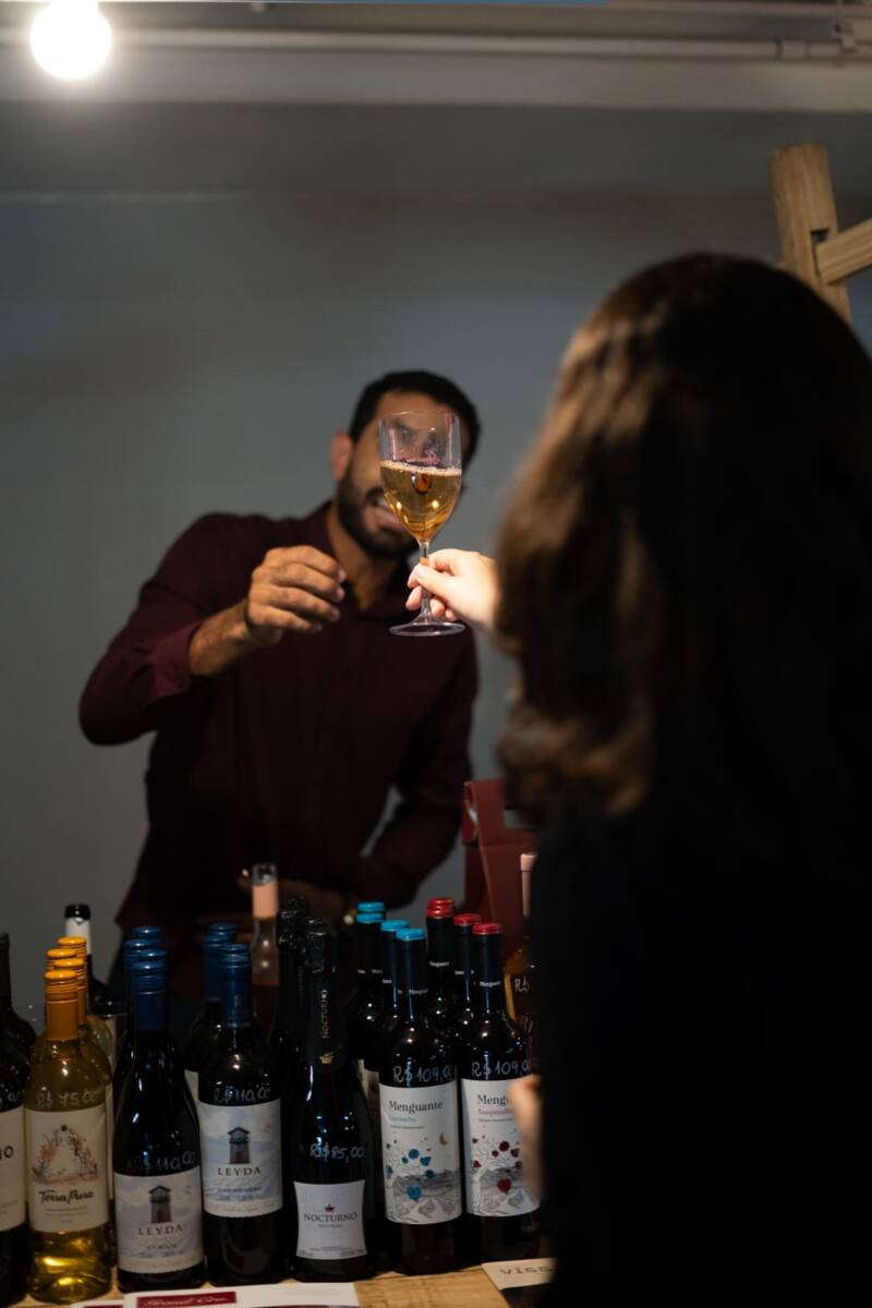 Festival De Vinho No Americas Shopping Em Agosto. Vertical