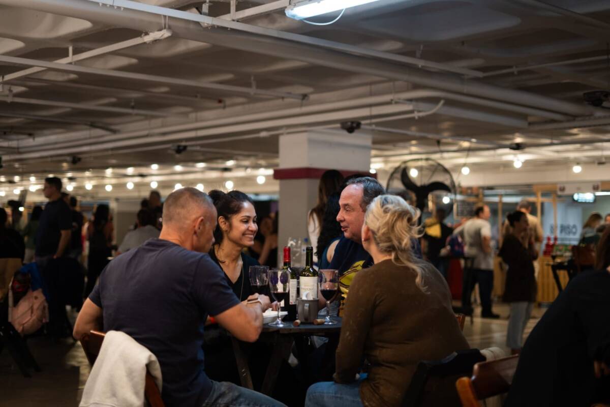 Festival De Vinho No Americas Shopping Horizontal. Baixa